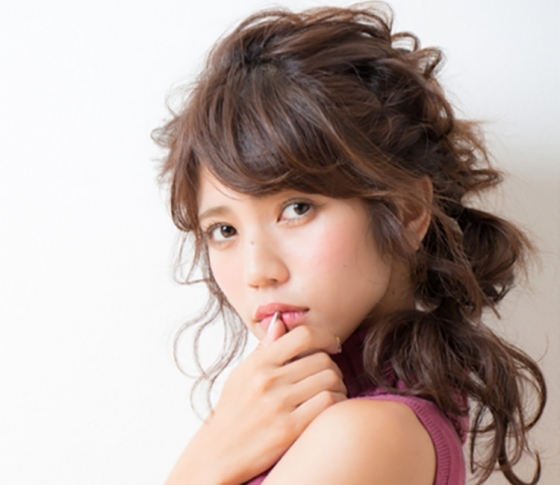 人気アプリ HAIRから投稿 最旬「大人のホリデーアレンジ」ベスト5を発表!