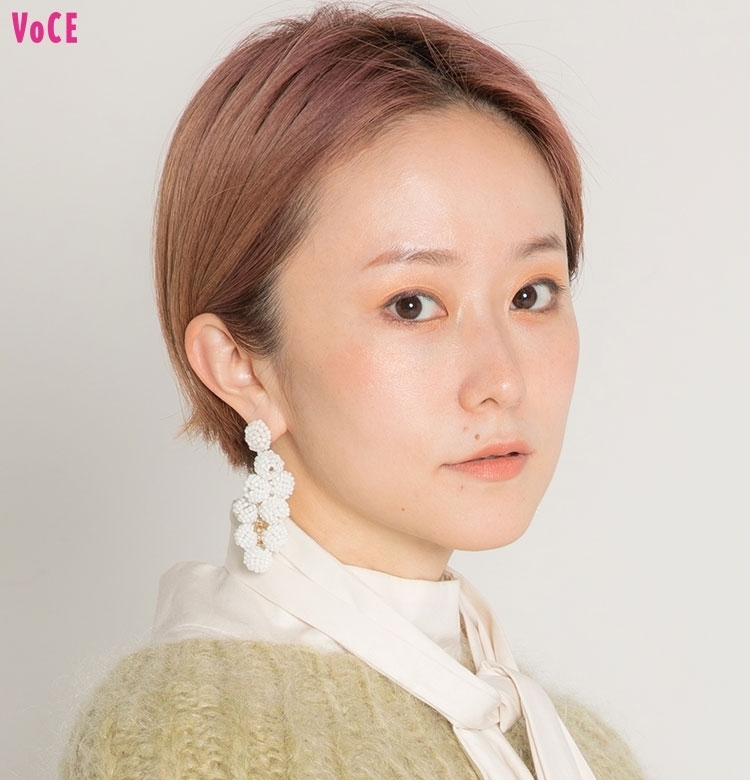 【VOCEエディターの1週間メイク着まわし】鏡裕子 DAY7「思うままに過ごす休日のリラックススタイル」