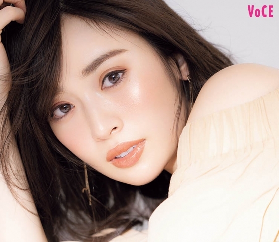【泉里香】第一印象から好感度UP!【春ブラウン】でつくる愛され顔