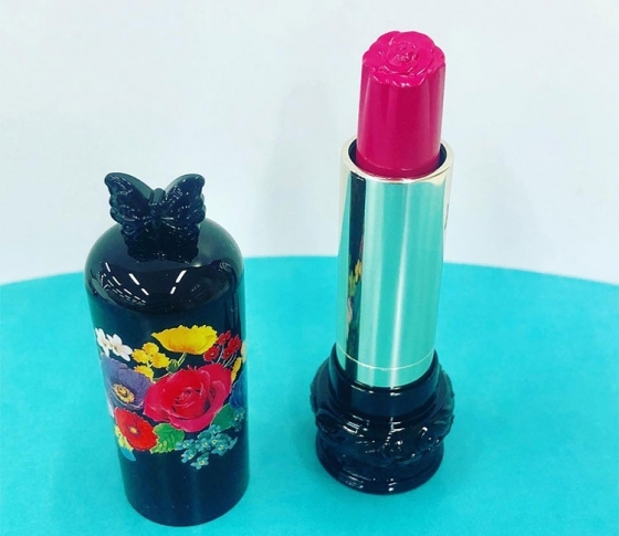 【2019年春新色 ANNA SUI】カラフル&ユニーク! アナ スイの春らしい鮮やかカラーで新しい自分に出会える!