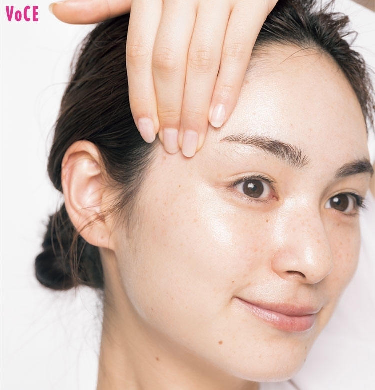 石井美保の肌メソッド”肌アイロン”|ハリ肌を育てる毎日のリセット習慣