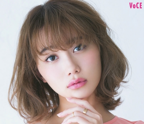 【前髪だけで印象激変】短い髪でもできるヘアアレンジ