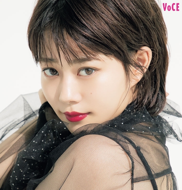 美容誌表紙に初挑戦!【高畑充希】インタビュー|好きなリップの色は?