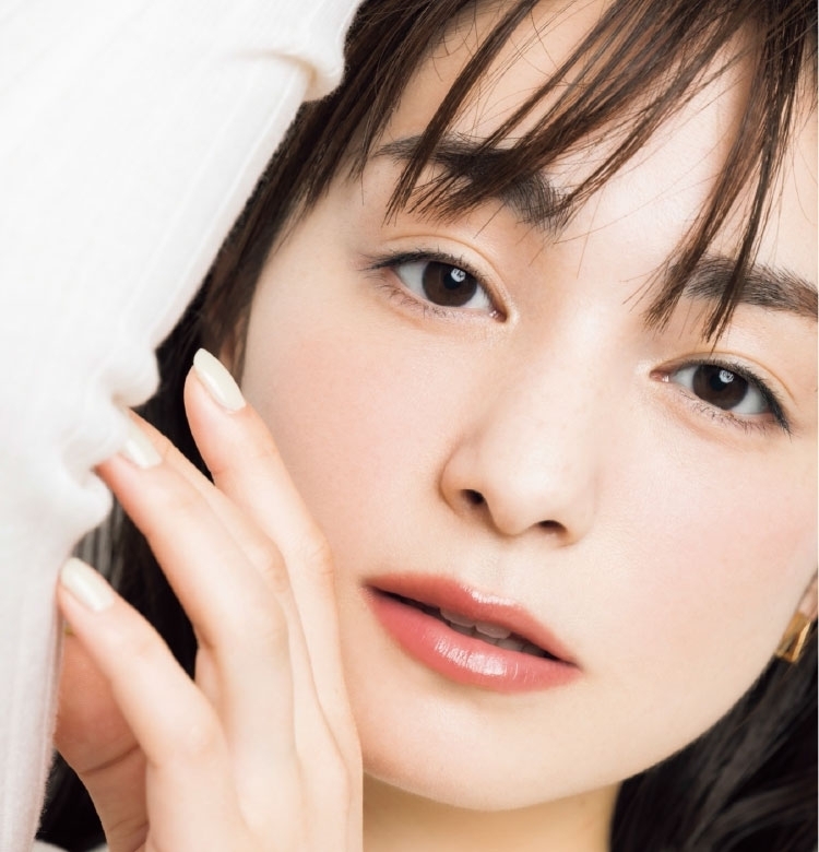 好感度はチークでつくる!自然にぼかせる”もんやり”な入れ方って!?【ヘアメイク長井かおりの世界一わかりやすいメイクの教科書】