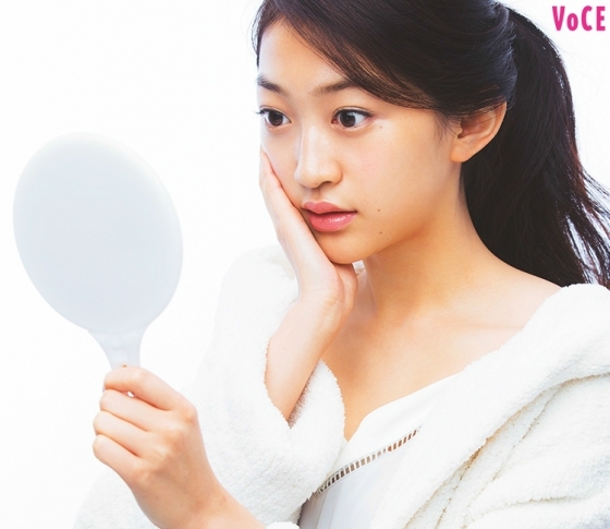 「えっ、こんなに大きかったっけ?」アラサーになると毛穴が目立つ理由。