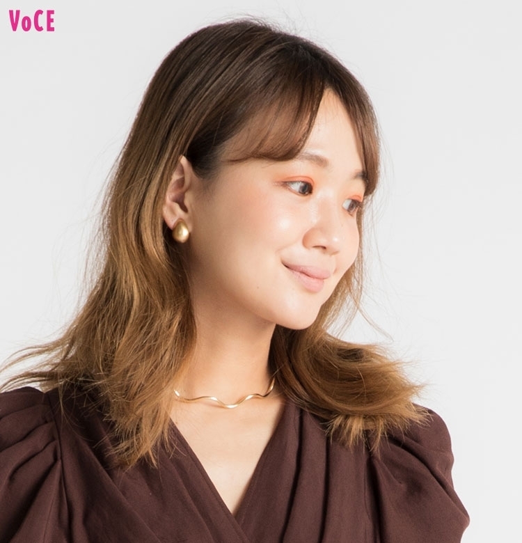 【VOCEエディターの1週間メイク着まわし】 渡辺瑛美子 DAY4「カジュアルなイタリアンでの会食に参加」