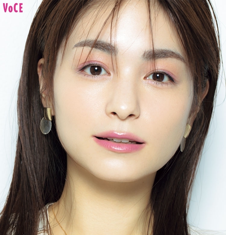 長井かおりさん直伝|ベスコス受賞のあのアイテムはこう使う!【NARS・ジルスチュアート・UZU他】