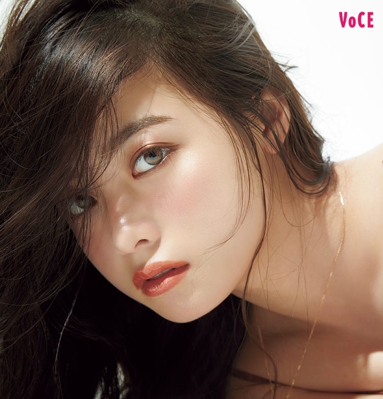 【橋本環奈×河北裕介】美肌映え♡「甘くない」大人な春メイク