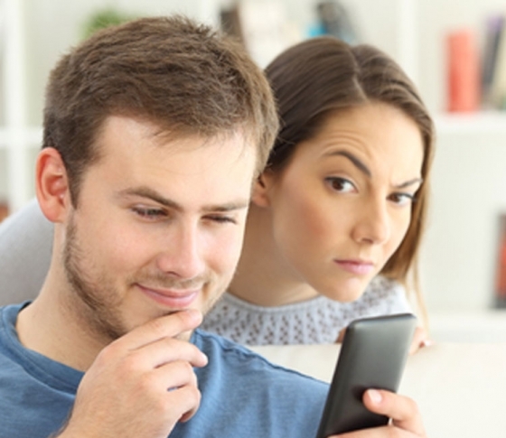 「俺通信」は本気の証拠? 真剣に付き合う気のない男が出すサインの見抜き方
