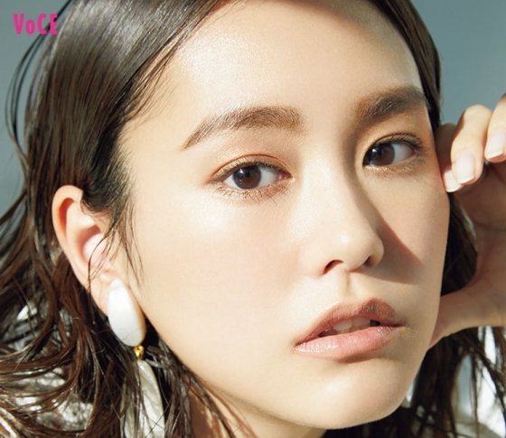 夏最旬の【つやキラまぶた】で楽しむ♪【オトナの美肌見せ】メイク