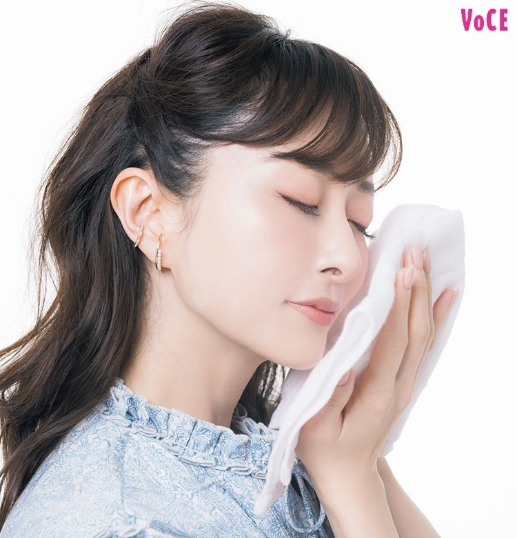 “ゴワゴワ荒れ肌”をなめらかにするテク【石井美保・トラブル肌を美肌に見せる速攻テク】