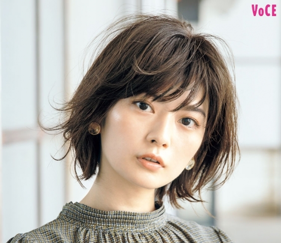 【恋に効くヘアスタイルって?】「あえて隙のある」女性らしさを演出する【アンニュイほつれヘア】