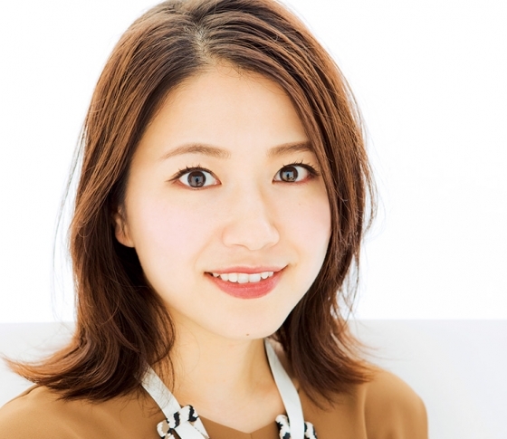 小顔成功実例 全体的にのっぺり顔は歪みを直して顔立ちを際立たせる