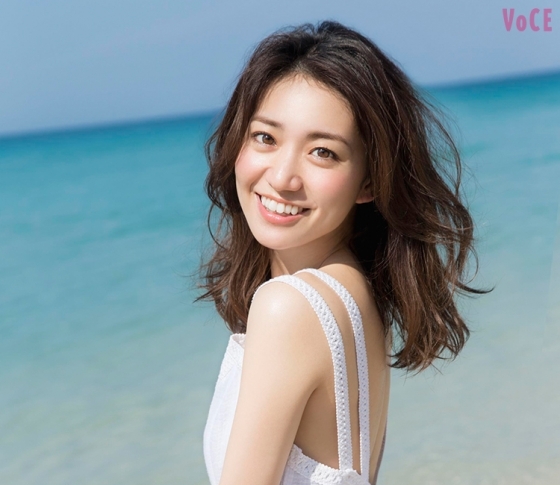 大島優子×VOCE 2017カレンダー 書店受付開始です♥