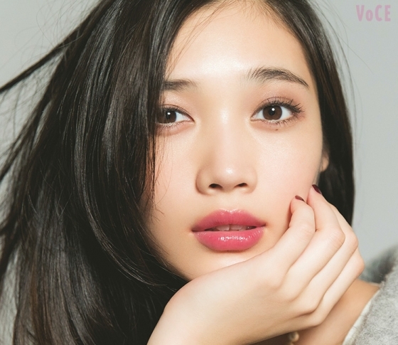 WEB限定公開|透けボルドーで『狙った色気』を!