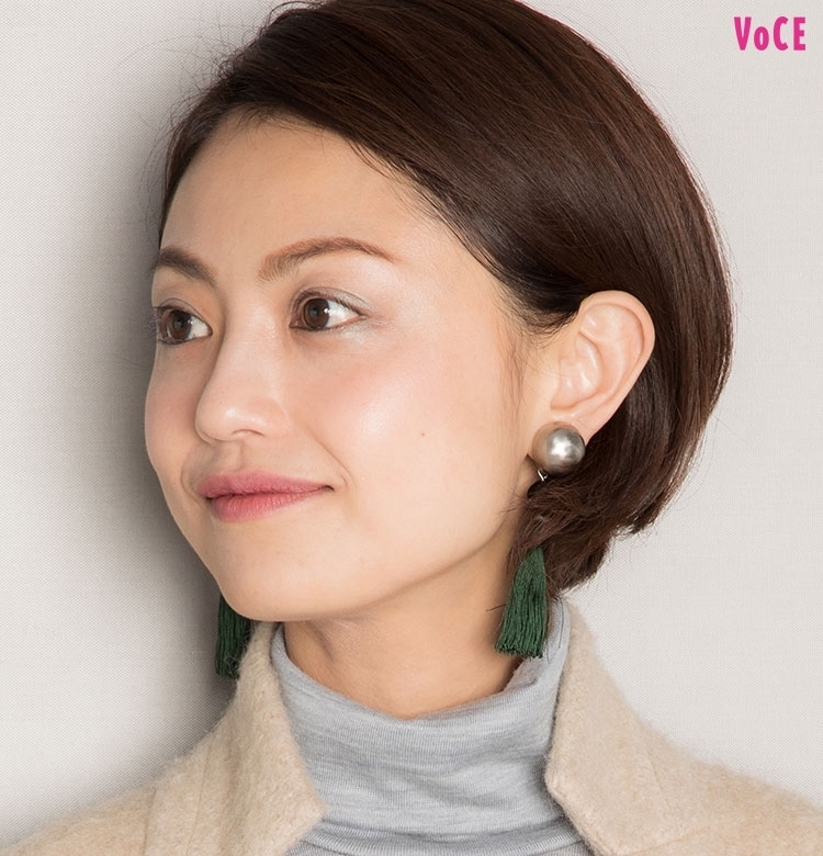 【VOCEエディターの1週間メイク着まわし】三好さやか DAY3「1日オフィスにこもる作業DAYは、メイクの実験DAY」