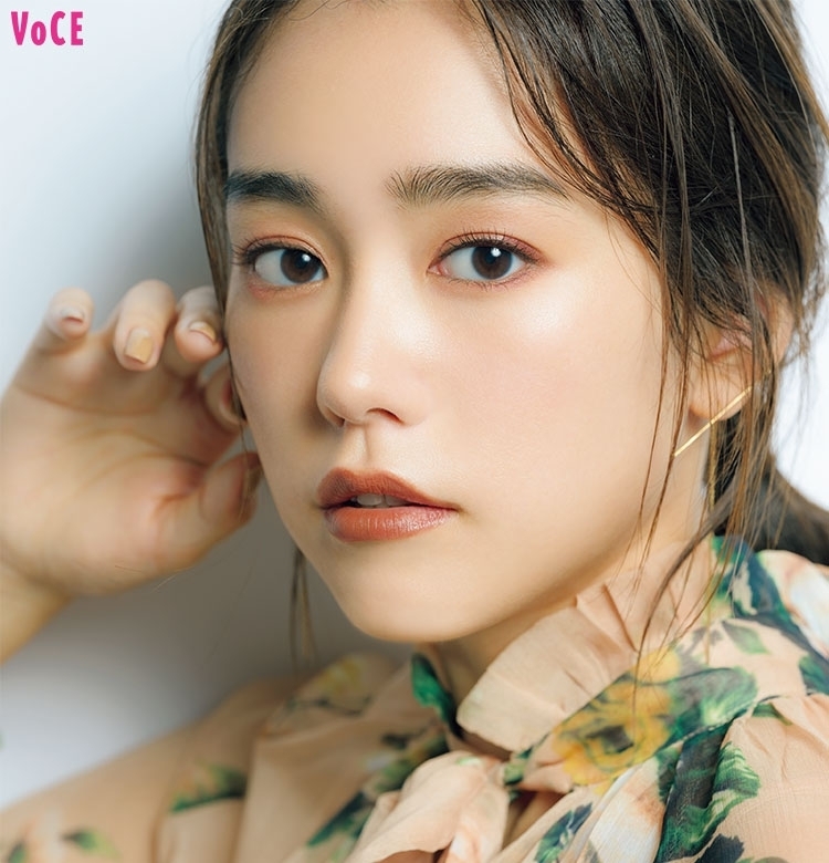 一重さんも二重さんも必見!目の形別・アイパレ塗り比べ!一押し春新色は【ネオベージュ】