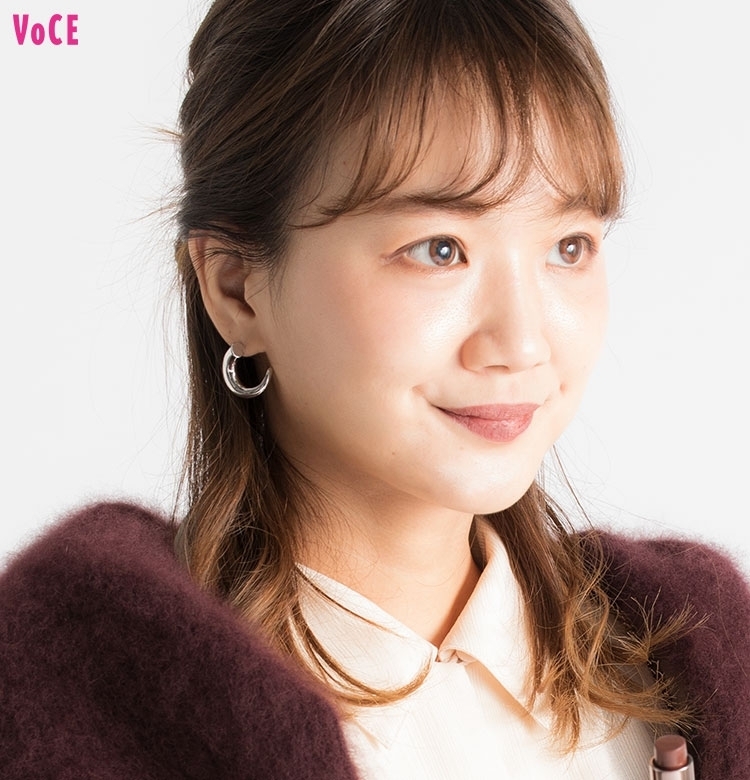 【VOCEエディターの1週間メイク着まわし】 渡辺瑛美子 DAY5「オシャレな女友達とご飯会」