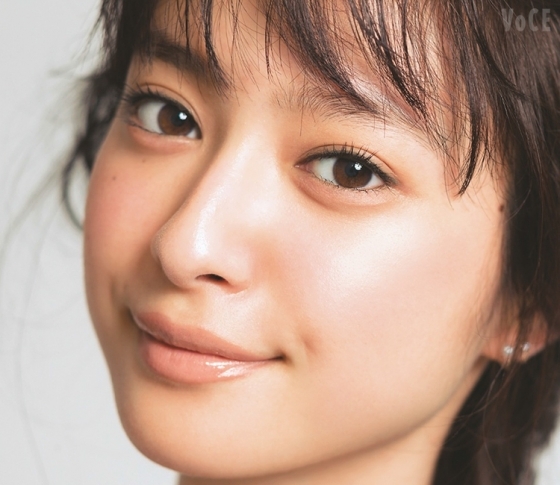 ゛ニセ素肌“を復活させる方法♡日中&アフター5の最強の化粧直しワザ!