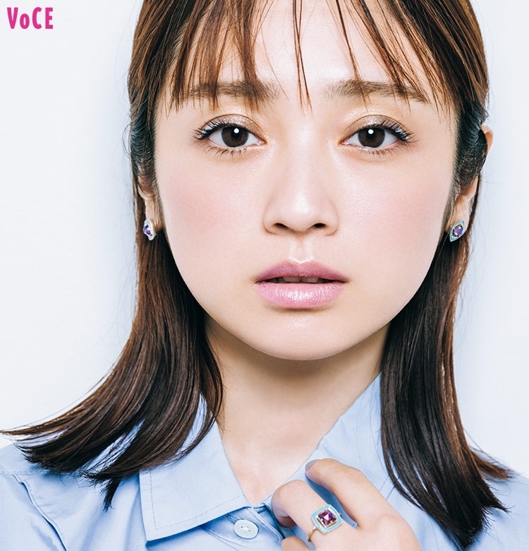 【安達祐実の秋メイク大公開】使用色を3名様にプレゼント!