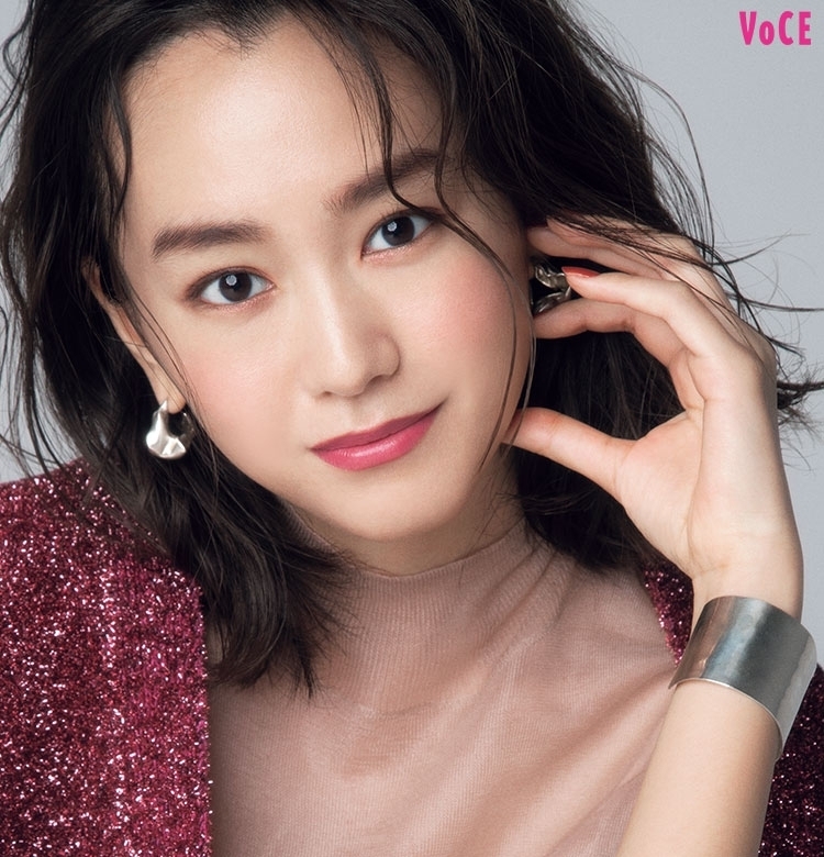【桐谷美玲】絶妙ローズの華やぎワントーンメイクに挑戦!|ランコムetc.