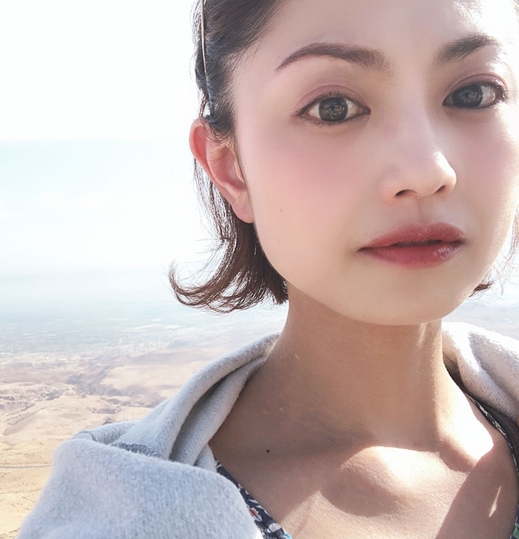 Itミューズたちの【#旅コスメ】&【#機内コスメ】連載vol.4【VOCEウェブサイト編集長・三好さやか】to死海!!