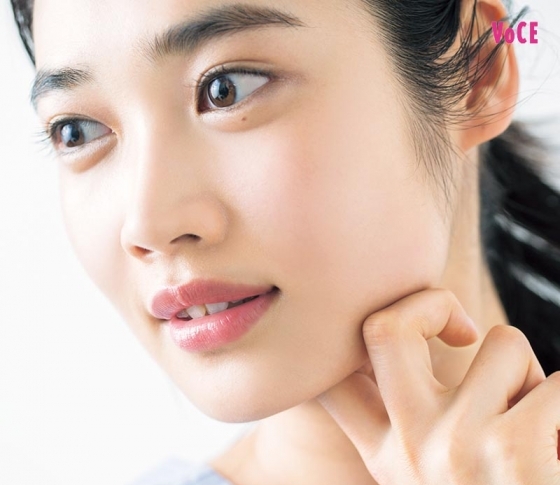 小林ひろ美直伝!【スッキリ小顔マッサージ】「曲げチョキローラー」「つまようじハミハミ」の効果絶大!