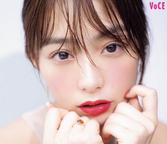 【宇垣美里×秋新色】ベルベット赤リップで白肌感MAX!|目元と頰の品格バランス|Dior、THREE etc.
