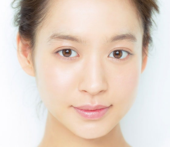 若見え度ハンパない! 肌のツヤってどうやって作るの?
