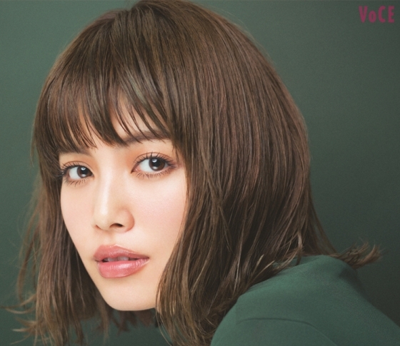 垣内彩未のセルフメイク#make up by me | 連載スタート Vol.01