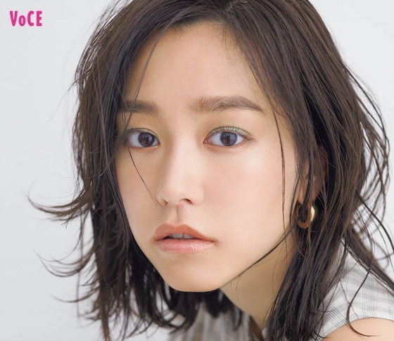 【桐谷美玲×ミントカラー】パステルなのに甘くない、クールな抜け感フェイス!