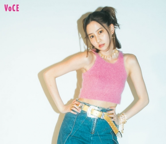 【河北麻友子】90's POPメイクに挑戦!|ちびT&厚底靴スタイルも必見!