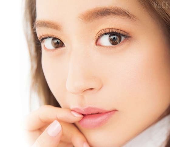 人気No.1!ルナソルのブラウンシャドウで好感度抜群♡美人OLメイク