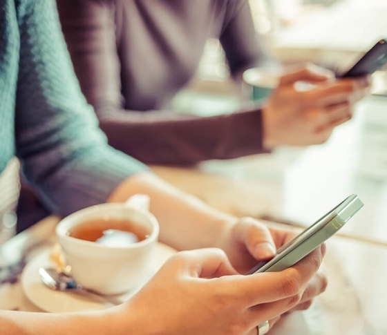 「スマホ脳」から脱する、簡単・脳トレ術【ながらラジオのすすめ】