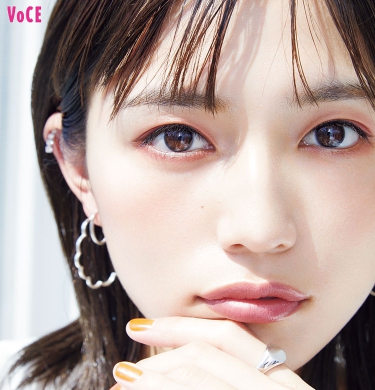 YouTube「はーちゃんねる」は素の私!女優・【川口春奈】の“今”に迫る