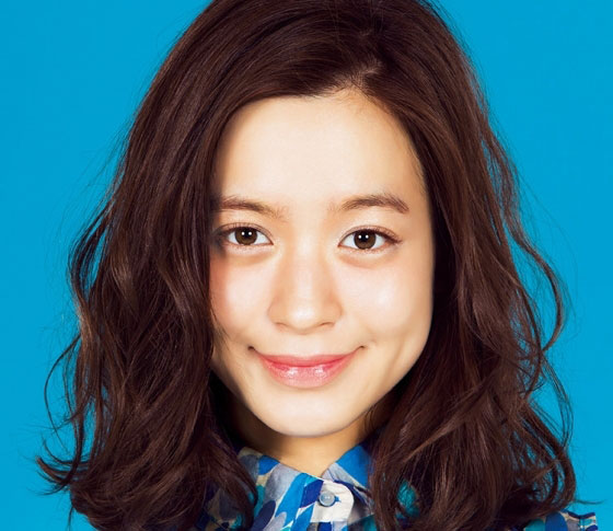 人気モデル野崎萌香も挑戦! 小顔をつくるヘアの掟とは!?