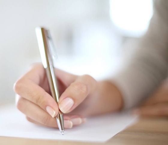 【○○に気をつけるだけで見違える!】キレイな字を書くためのコツ
