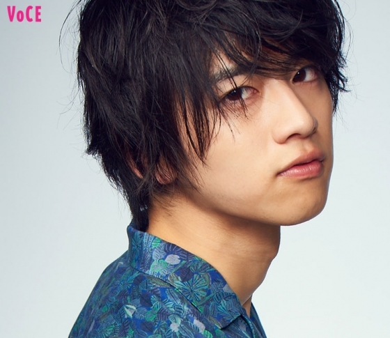 ジュノンボーイ出身!飯島寛騎×VOCE独占インタビュー【『プリンス オブ レジェンド』出演】今注目の若手俳優!