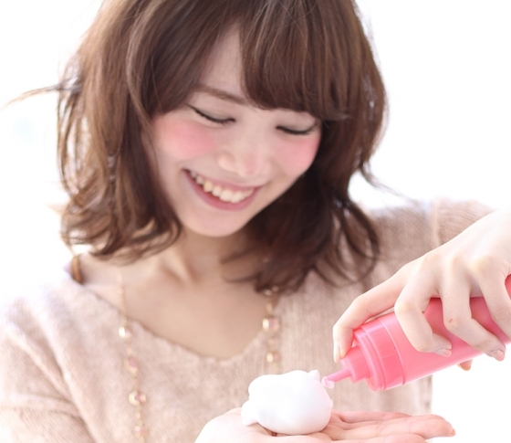 まるでサロン帰り♡ボサボサに見えない、ゆるふわヘアを再現する方法とは?【ビューティQ&A】