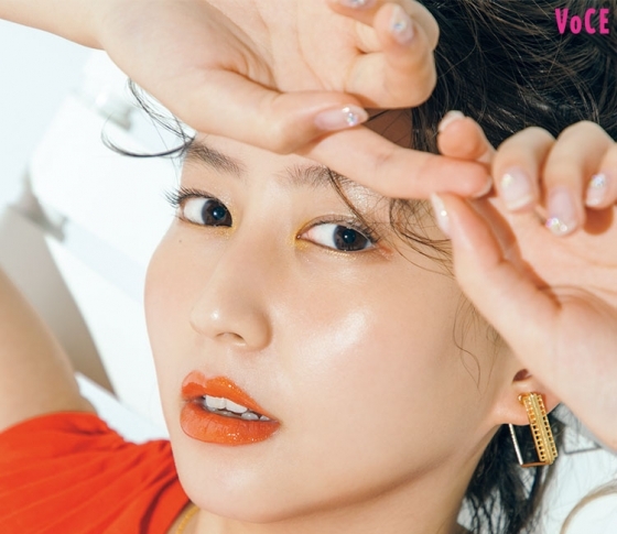 【河北麻友子】のセルフメイク独占公開! 2019夏の主役は【イエローメイク】