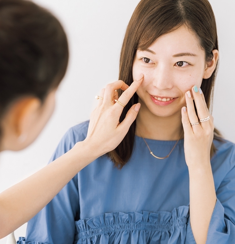 石井美保さんがVOCE読者の「たるみ悩み」をカウンセリング