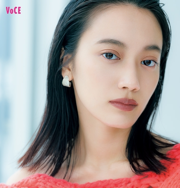 眉・マットリップ・ふっくらチーク|【林由香里】さんが“古っぽメイク”をアップデート
