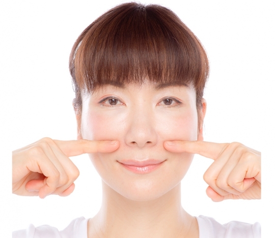 骨格矯正でほうれい線と決別!頬リフトアップで-3歳顔に。【ビューティQ&A】