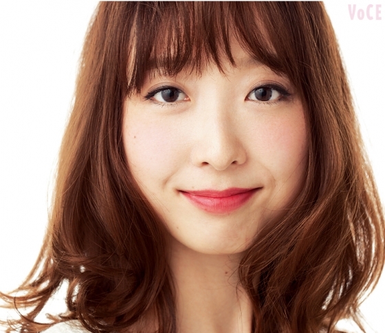 赤リップが浮いてない!? 粉プラスで完成するこなれリップ♡【おしゃ顔に変身】