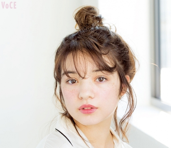 今日すぐドキッとさせられる♡ “くしゅくしゅ部屋着おだんご”ヘアアレンジ