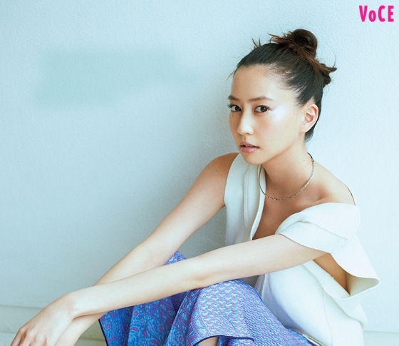 【河北麻友子】秋へのシフトチェンジは【オーロラシャドウ】で決まり!