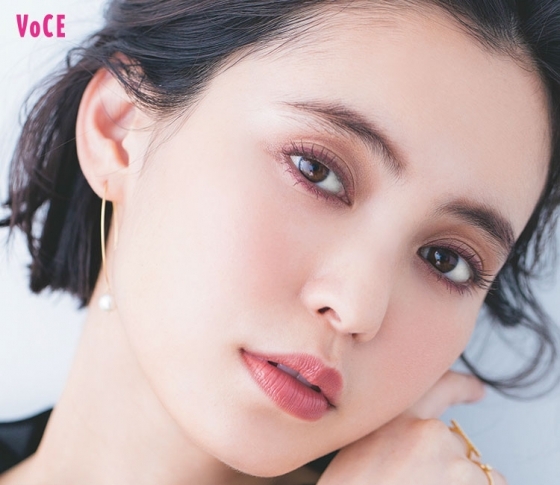 【人気ヘアメイクpaku☆chan発!】秋はピンク+ガーネットの目元で女っぽメイク!