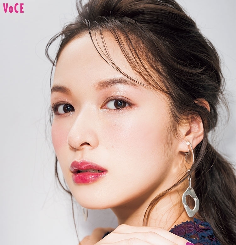 【ヘアメイク中野明海×森絵梨佳】青みピンク&キラキラで冬の「ほの甘顔」