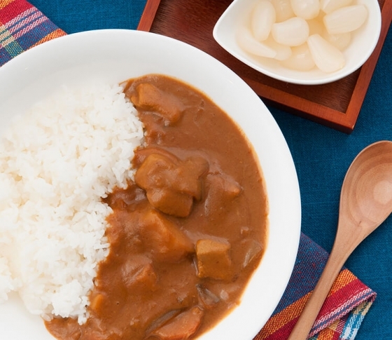 彼が急に来てもOK! レトルトカレーにチョイ足しで一気にプロの味