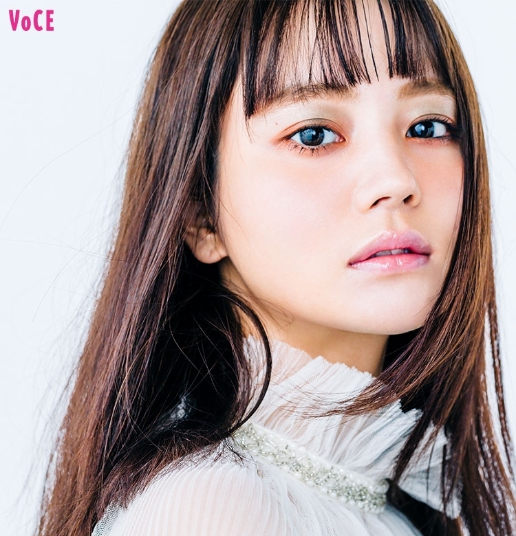 【動画つき】【VOCE最注目美女・NANAMI×ヘアメイク岡田知子】2020の春新色で大変身!<Part.2 大胆に色を重ねる大人のカラーメイク>